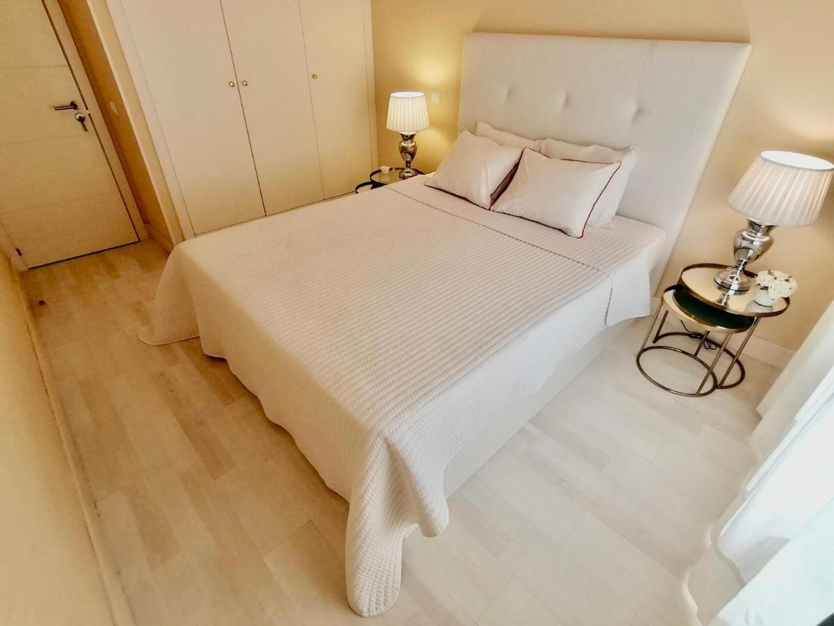 Beachfront Seaview Litoralmar Apt, Fast Wifi, Airco, Pool, Private Parking Portimão Dış mekan fotoğraf