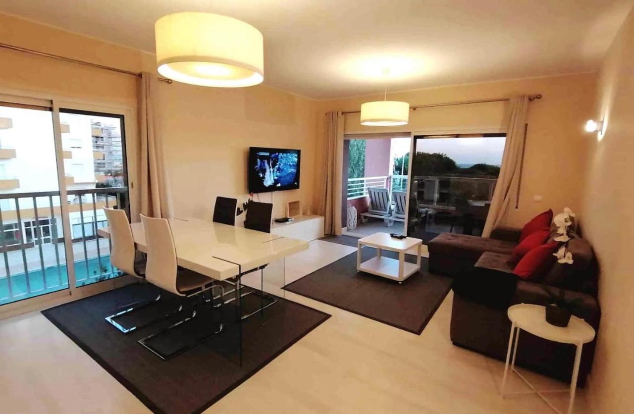 Beachfront Seaview Litoralmar Apt, Fast Wifi, Airco, Pool, Private Parking Portimão Dış mekan fotoğraf