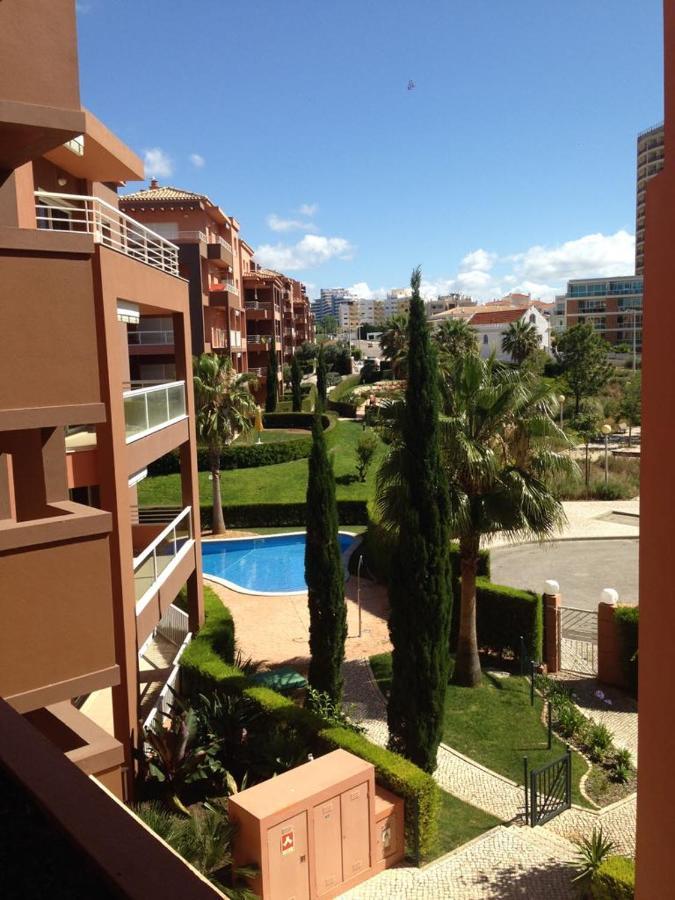 Beachfront Seaview Litoralmar Apt, Fast Wifi, Airco, Pool, Private Parking Portimão Dış mekan fotoğraf