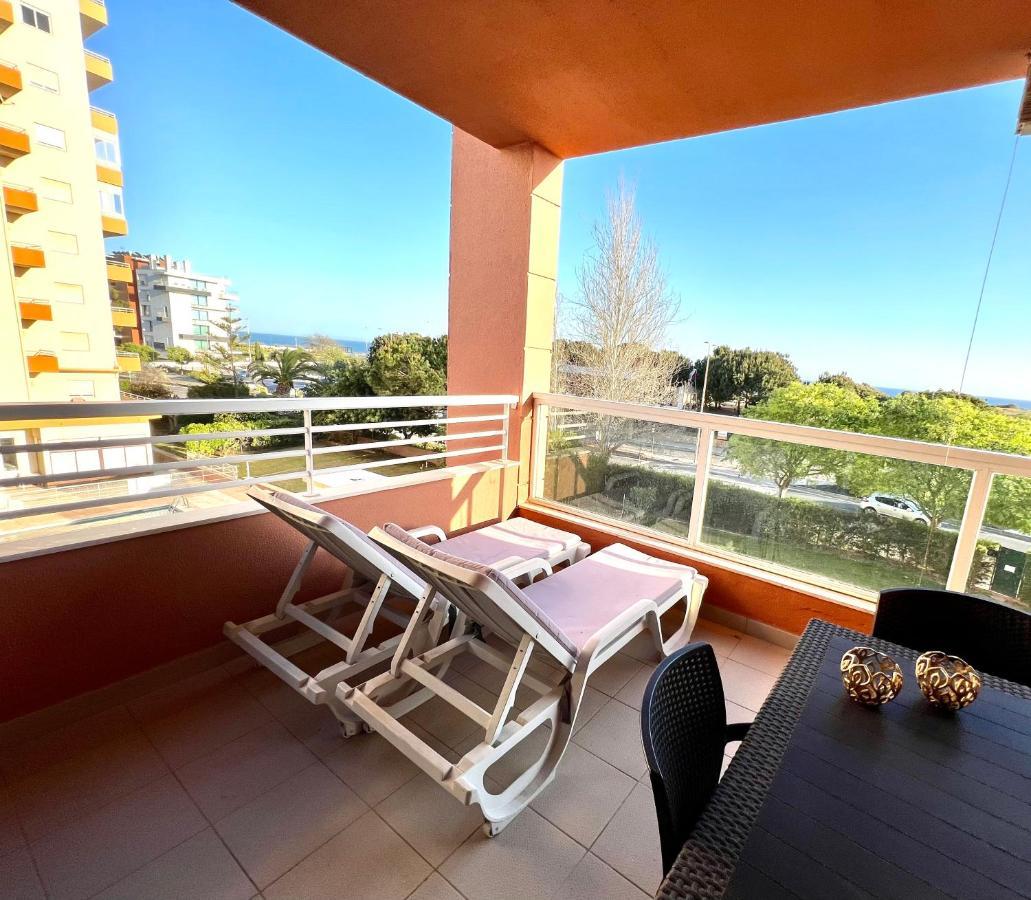 Beachfront Seaview Litoralmar Apt, Fast Wifi, Airco, Pool, Private Parking Portimão Dış mekan fotoğraf