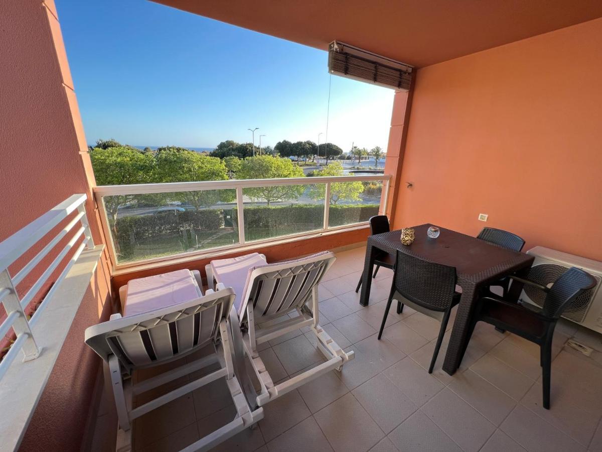 Beachfront Seaview Litoralmar Apt, Fast Wifi, Airco, Pool, Private Parking Portimão Dış mekan fotoğraf